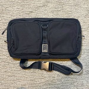 Chrome Industries MXD notch sling.